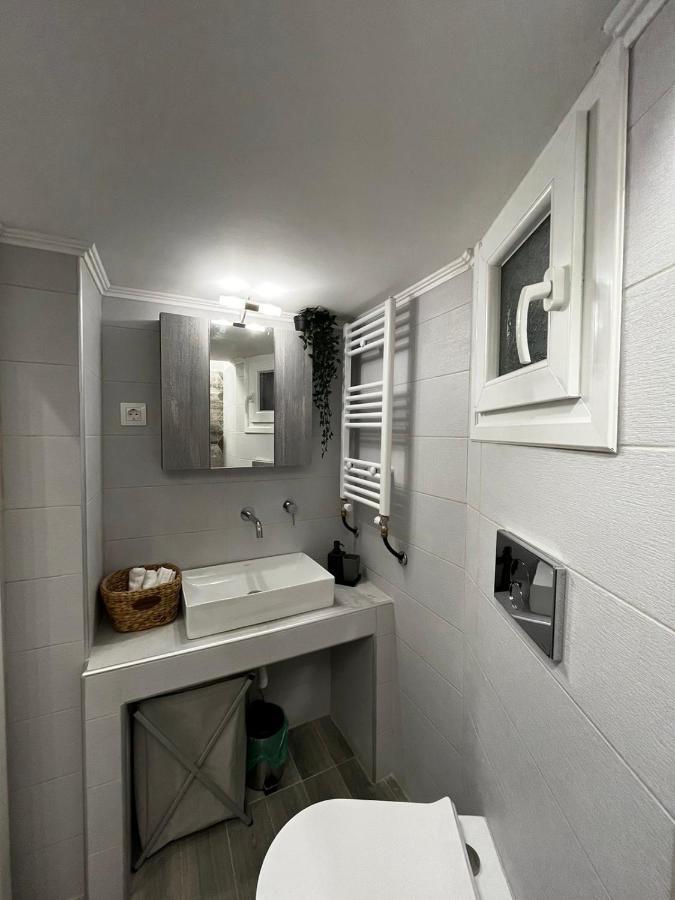 テッサロニキModern Flat Ag. Dimitriouアパートメント エクステリア 写真
